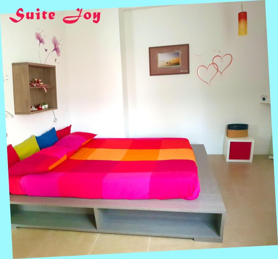 Casa Vacanza & Suite Joy เปสเคียรา เดล การ์ดา ภายนอก รูปภาพ